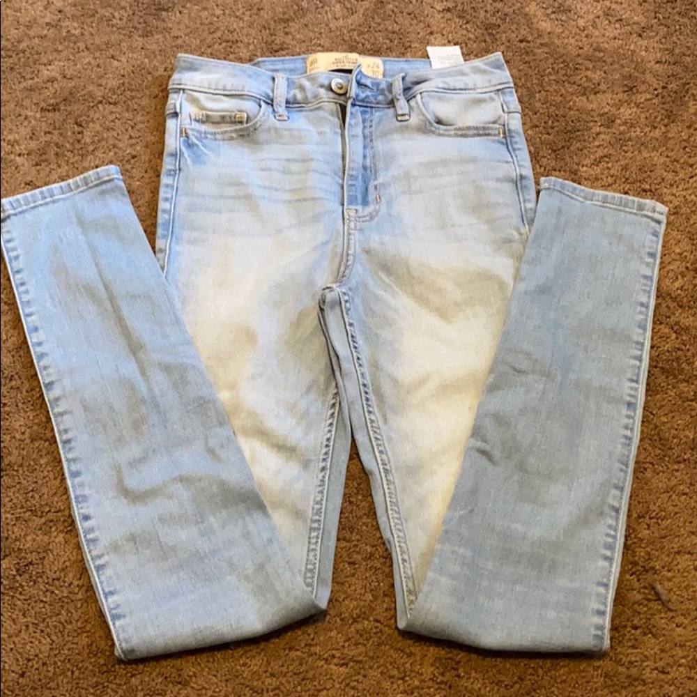 Hollister jeans